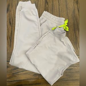 Womens Figs scrub set limited edition color bone/neon green